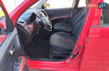 Хэтчбек Hyundai i10 2012 в 
