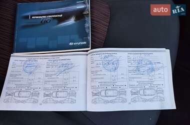 Хэтчбек Hyundai i10 2012 в 