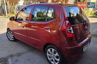 Хэтчбек Hyundai i10 2013 в 