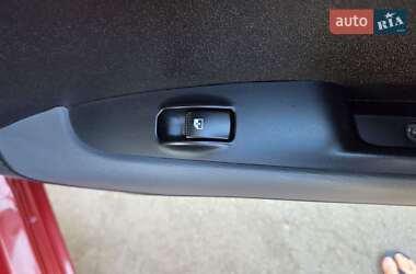 Хэтчбек Hyundai i10 2013 в 