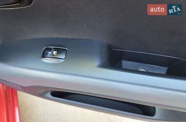 Хэтчбек Hyundai i10 2013 в 