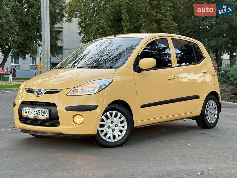 Хэтчбек Hyundai i10 2009 в Харькове