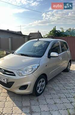 Хэтчбек Hyundai i10 2013 в 