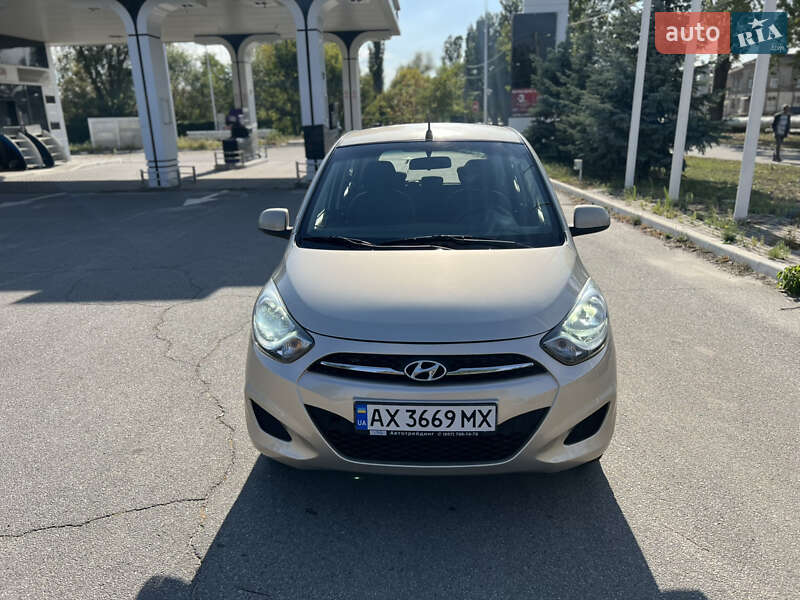 Хэтчбек Hyundai i10 2013 в Харькове фото 2 Хэтчбек Hyundai i10 2013 в Харькове