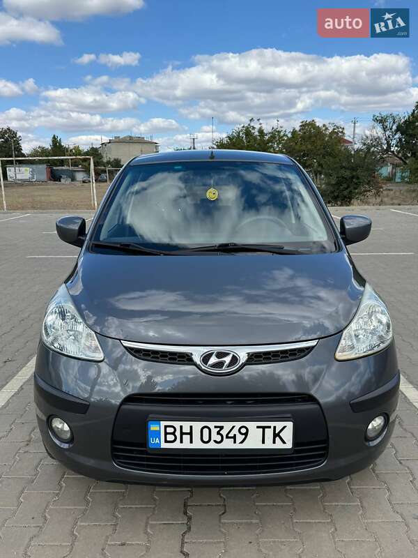 Хэтчбек Hyundai i10 2008 в Одессе