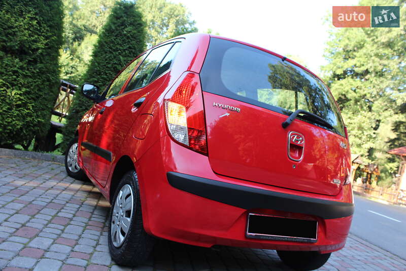 Хэтчбек Hyundai i10 2009 в Трускавце