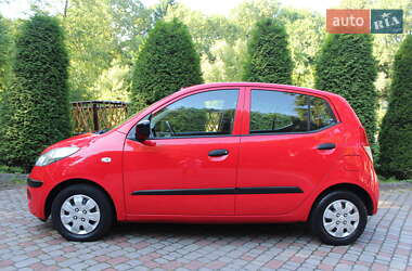 Хэтчбек Hyundai i10 2009 в 