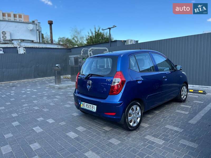 Хэтчбек Hyundai i10 2012 в Николаеве