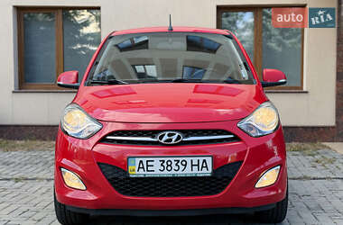 Хэтчбек Hyundai i10 2012 в 