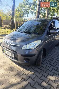 Хэтчбек Hyundai i10 2008 в 