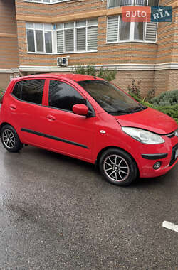 Хэтчбек Hyundai i10 2008 в 