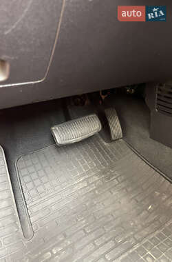 Хэтчбек Hyundai i10 2008 в 