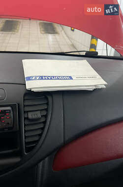 Хэтчбек Hyundai i10 2008 в 