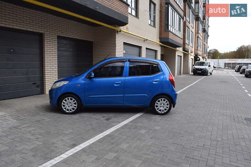 Хетчбек Hyundai i10 2012 в Києві