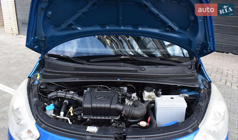 Хетчбек Hyundai i10 2012 в Києві