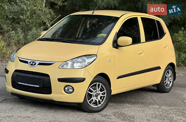 Хэтчбек Hyundai i10 2008 в Киеве