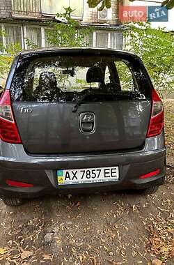 Хэтчбек Hyundai i10 2013 в 