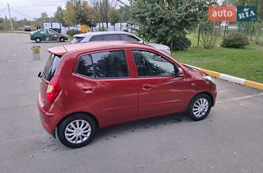 Хэтчбек Hyundai i10 2013 в 