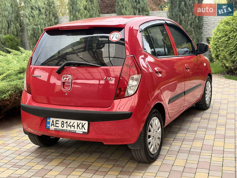 Хэтчбек Hyundai i10 2008 в Днепре