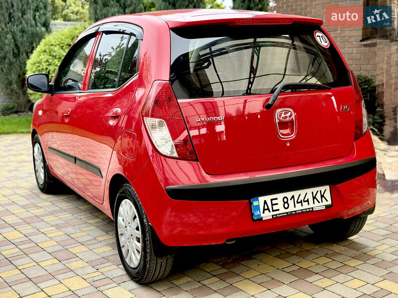 Хэтчбек Hyundai i10 2008 в Днепре