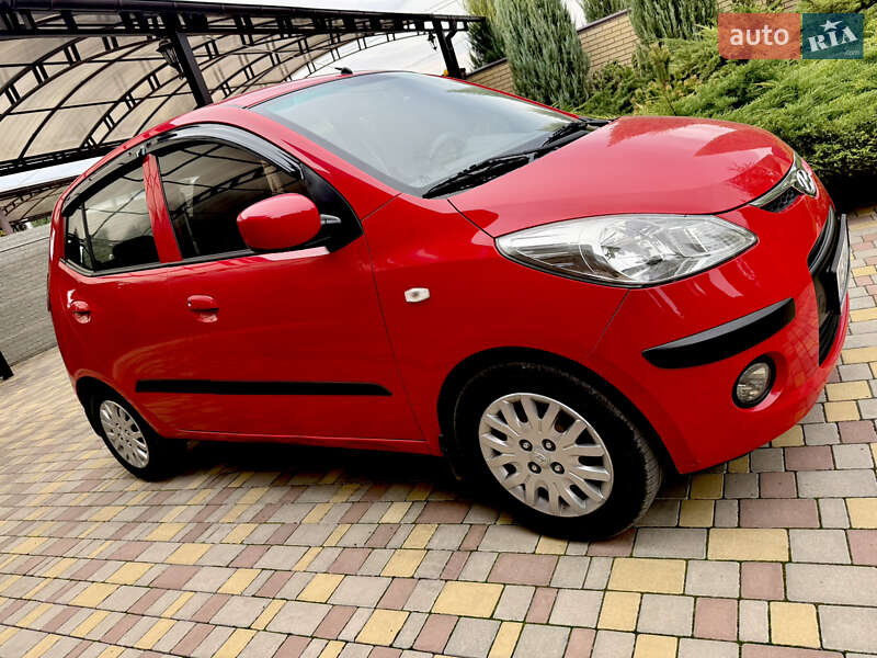 Хэтчбек Hyundai i10 2008 в Днепре
