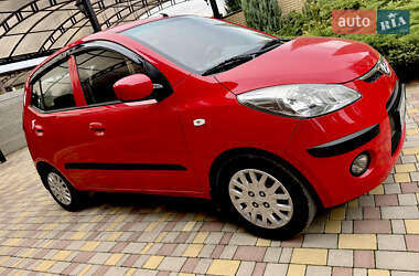 Хэтчбек Hyundai i10 2008 в 