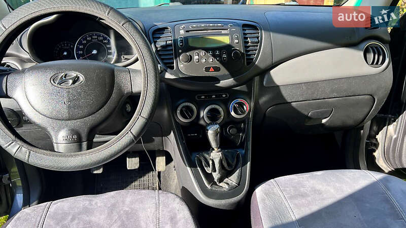 Хетчбек Hyundai i10 2010 в Львові
