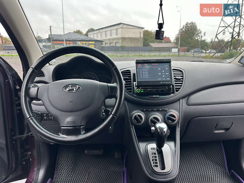 Хэтчбек Hyundai i10 2012 в Виннице