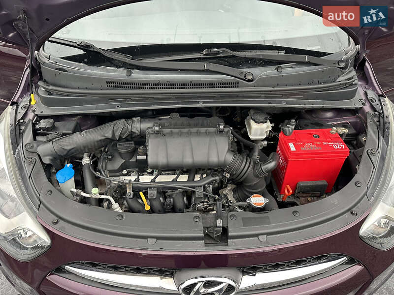 Хэтчбек Hyundai i10 2012 в Виннице