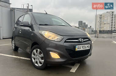Хэтчбек Hyundai i10 2012 в 