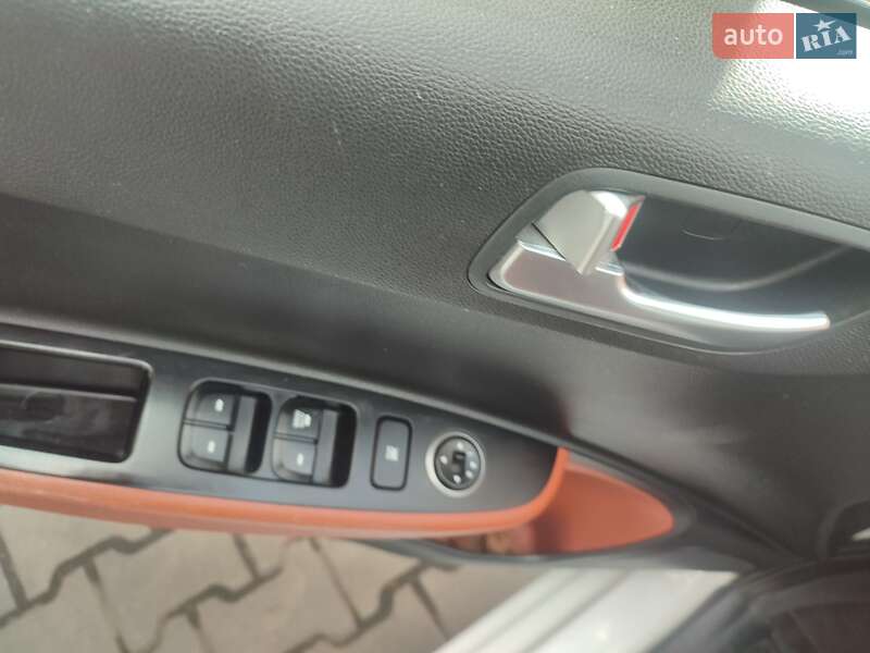 Хэтчбек Hyundai i10 2014 в Хмельницком