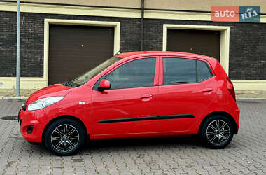 Хетчбек Hyundai i10 2013 в 