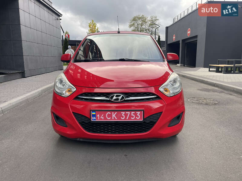 Хетчбек Hyundai i10 2011 в Києві