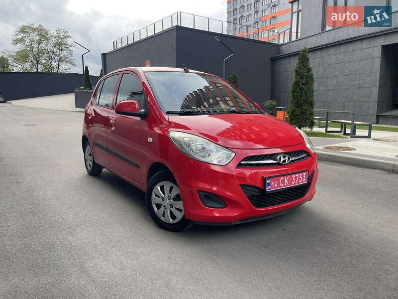Хетчбек Hyundai i10 2011 в Києві