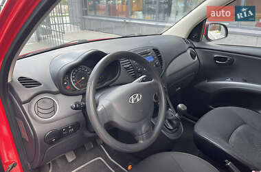 Хетчбек Hyundai i10 2011 в  фото 17 Хетчбек Hyundai i10 2011 в