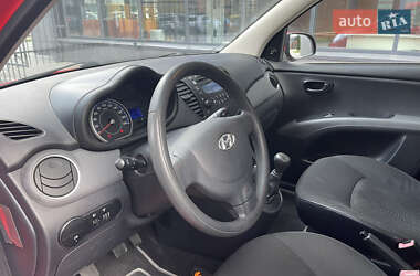Хетчбек Hyundai i10 2011 в  фото 32 Хетчбек Hyundai i10 2011 в