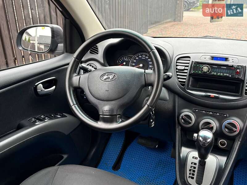 Хетчбек Hyundai i10 2012 в Києві