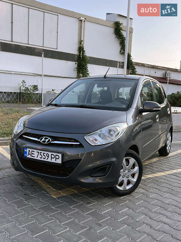 Хетчбек Hyundai i10 2012 в Кривому Розі фото 2 Хетчбек Hyundai i10 2012 в Кривому Розі