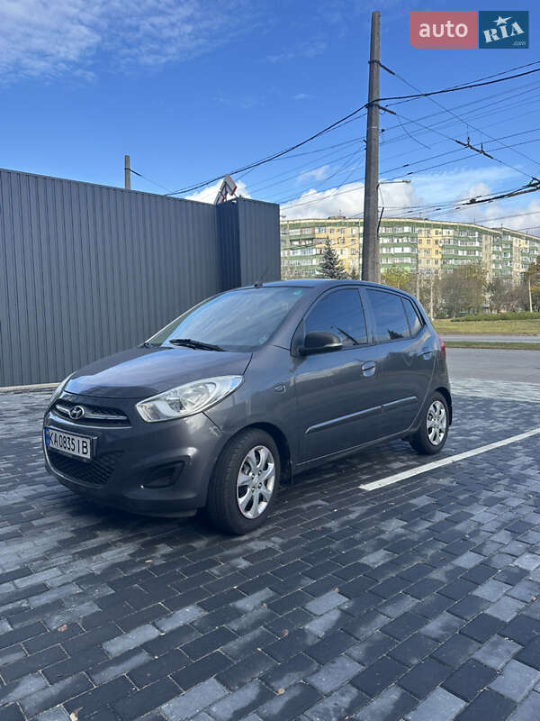 Хэтчбек Hyundai i10 2013 в Полтаве фото 2 Хэтчбек Hyundai i10 2013 в Полтаве