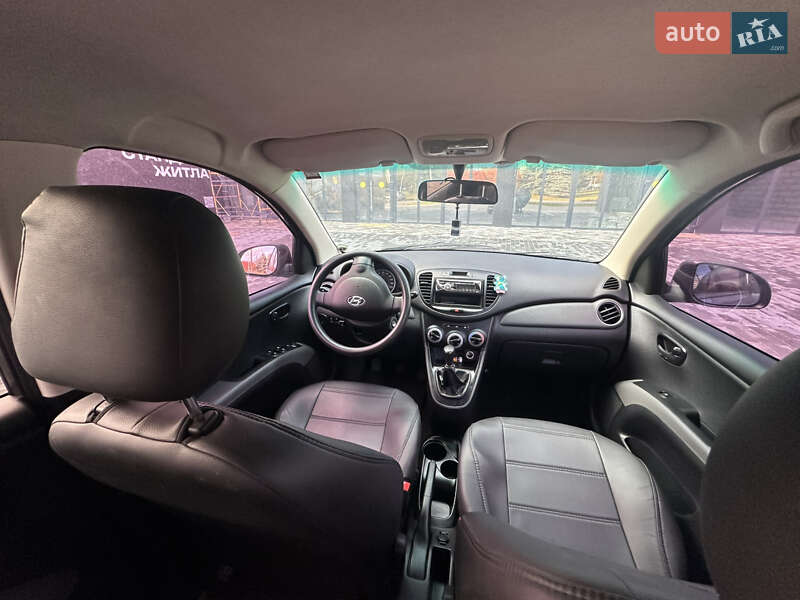 Хэтчбек Hyundai i10 2013 в Полтаве фото 20 Хэтчбек Hyundai i10 2013 в Полтаве