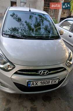 Хетчбек Hyundai i10 2012 в Харкові