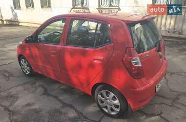 Хэтчбек Hyundai i10 2011 в  фото 12 Хэтчбек Hyundai i10 2011 в