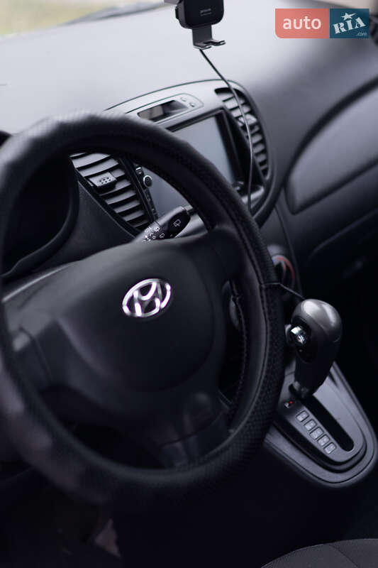 Хетчбек Hyundai i10 2013 в Кременчуці фото 10 Хетчбек Hyundai i10 2013 в Кременчуці