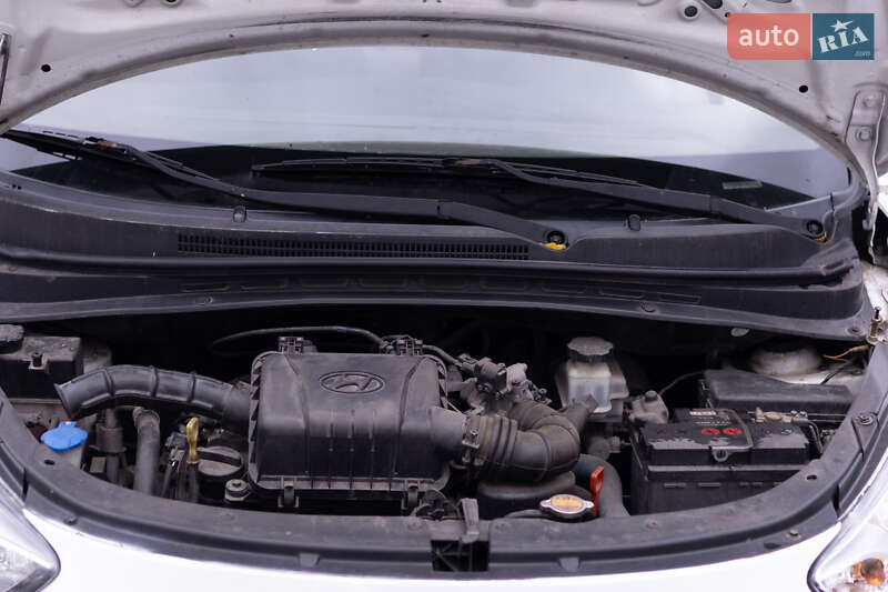 Хетчбек Hyundai i10 2013 в Кременчуці фото 21 Хетчбек Hyundai i10 2013 в Кременчуці