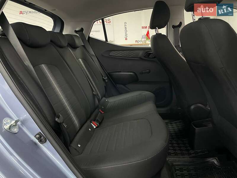 Хетчбек Hyundai i10 2025 в Києві фото 32 Хетчбек Hyundai i10 2025 в Києві