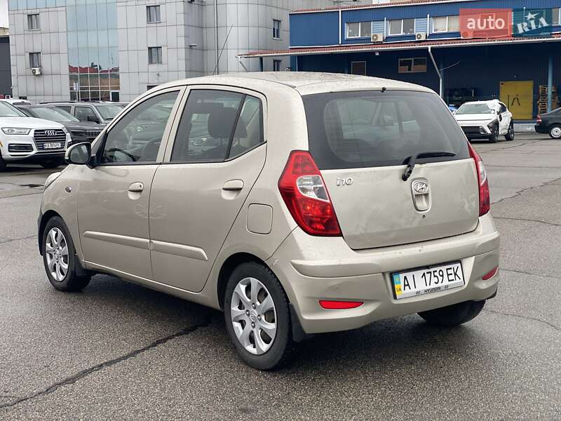 Хетчбек Hyundai i10 2013 в Києві фото 4 Хетчбек Hyundai i10 2013 в Києві