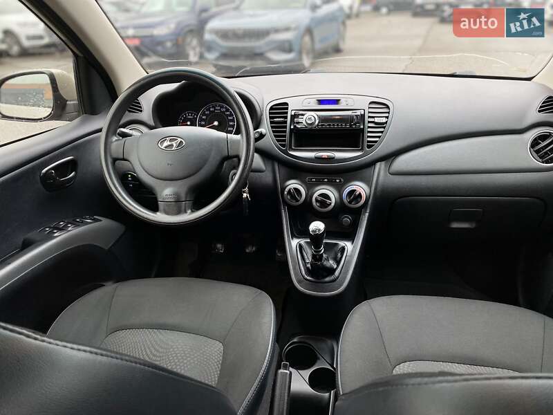 Хетчбек Hyundai i10 2013 в Києві фото 11 Хетчбек Hyundai i10 2013 в Києві