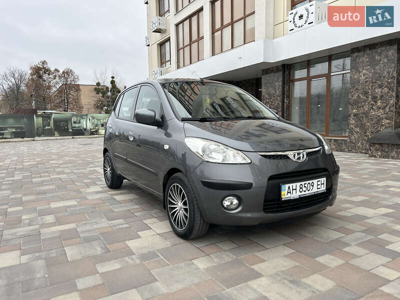 Хэтчбек Hyundai i10 2008 в Черкассах