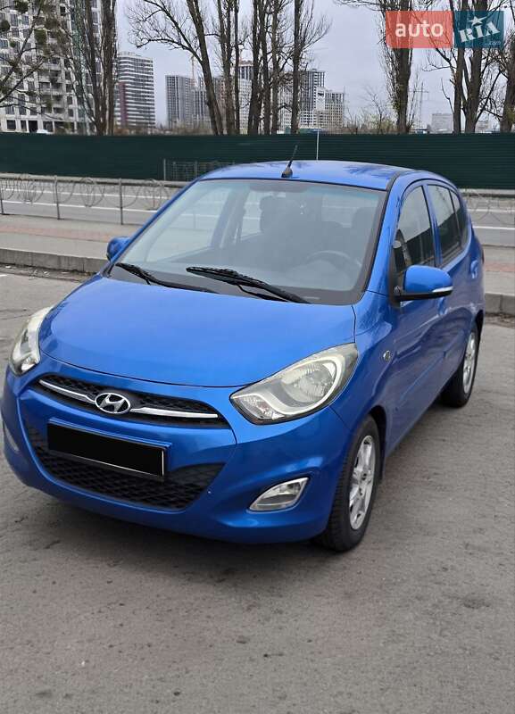 Хетчбек Hyundai i10 2011 в Києві