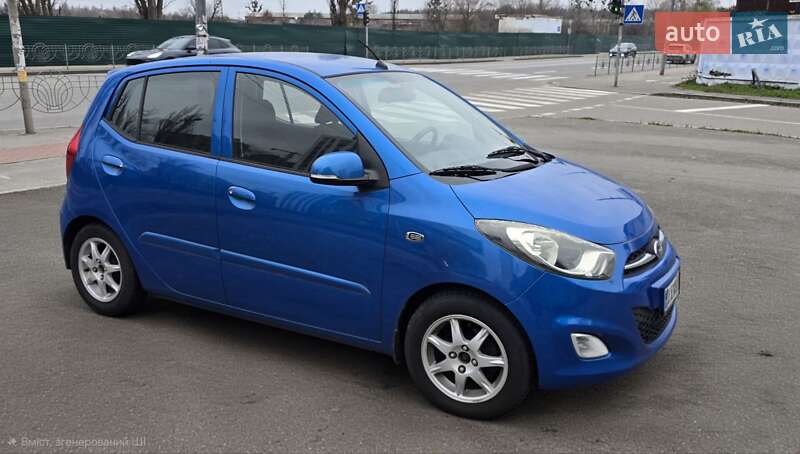 Хетчбек Hyundai i10 2011 в Києві